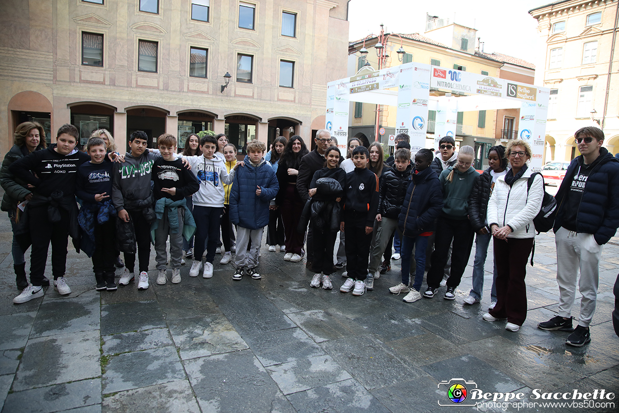 VBS_1844 - In viaggio con Dante - Mostra itinerante alla scoperta della Divina Commedia con le opere di Filippo Pinsoglio.jpg